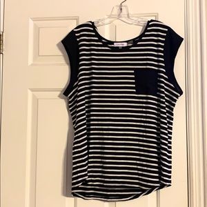 Sleeveless Calvin Klein Shirt